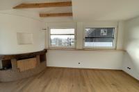PaX Kunststofffenster mit Raffstore Beschattung