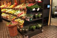 Verkaufsregale für einen Supermarkt 