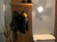 Garderobe mit Hutablage aus Eiche