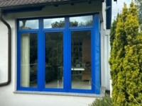Neue Folierung in blau