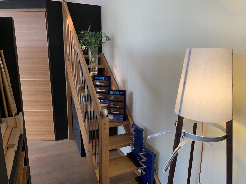 Muster Holztreppe in unserer Ausstellung