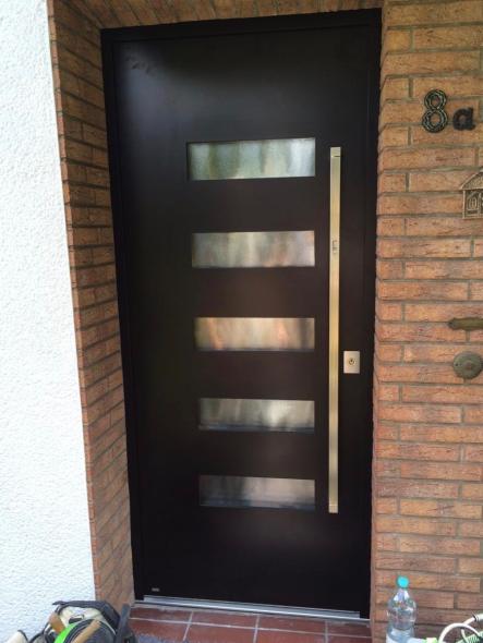 Haustür Aluminium mit Fingerscan