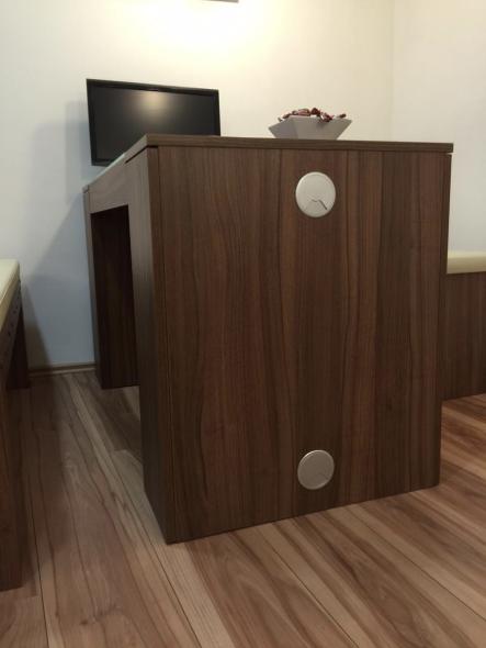 Beratungstisch für einen Juwelier